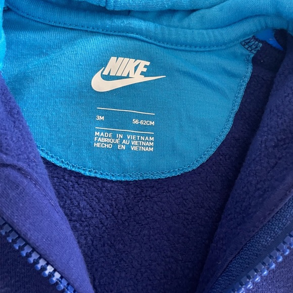 NIKE RISE HOODED COVERALL. 3 Months old baby. - Picture 7 of 7